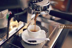 Làm thế nào để pha cà phê bằng máy ngon nhất? 7 pha cà phê bằng máy